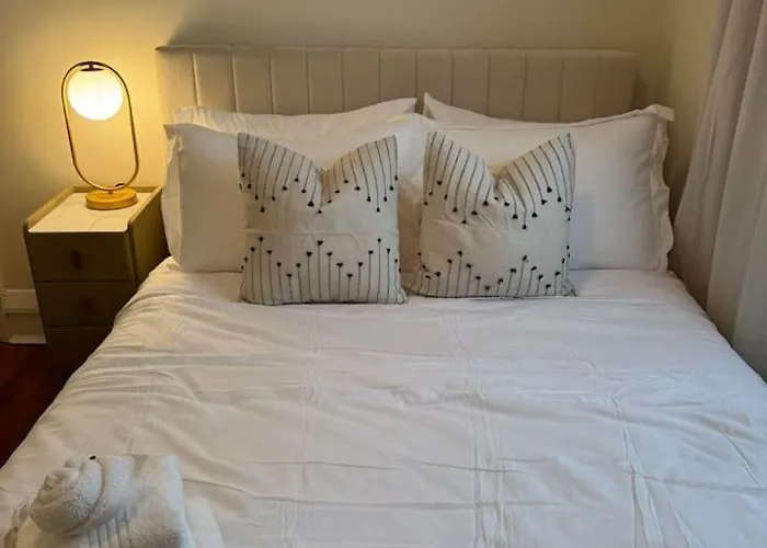 Apartamento Walk To The • Private Office • 5br *