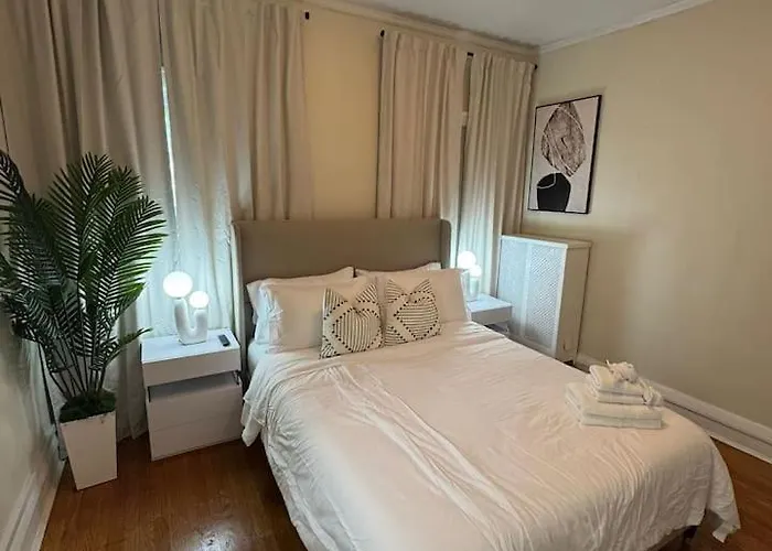 Walk To The • Private Office • 5br * Chicago