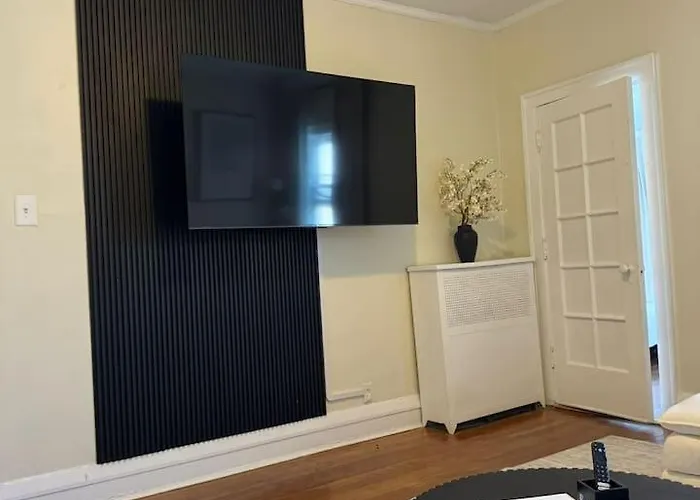 Walk To The • Private Office • 5br *